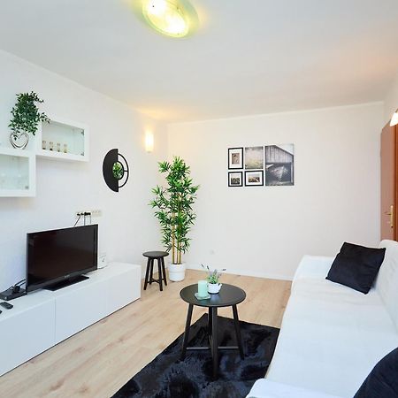 Apartment Promenada- 4Pax With Parking Dubrovnik Dış mekan fotoğraf